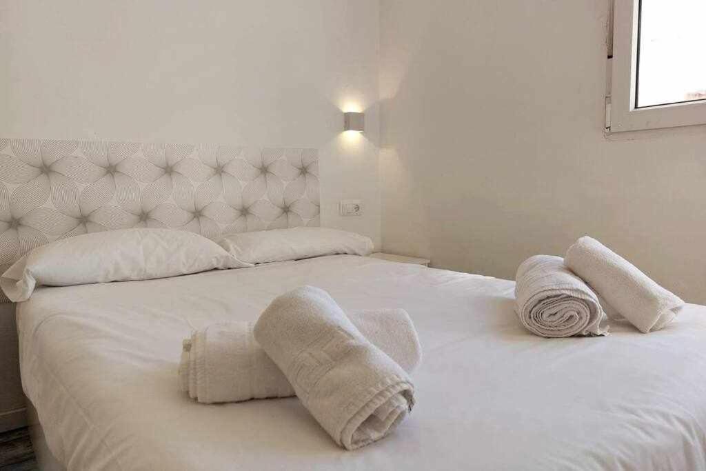 Apartamento RASQUETA 3 - Fantástico y acogedor apartamento junto a la playa Málaga Exterior foto
